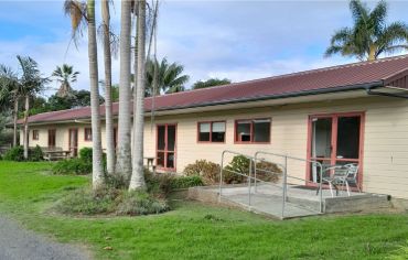 Studio Motel Unit (sleeps 2-4)